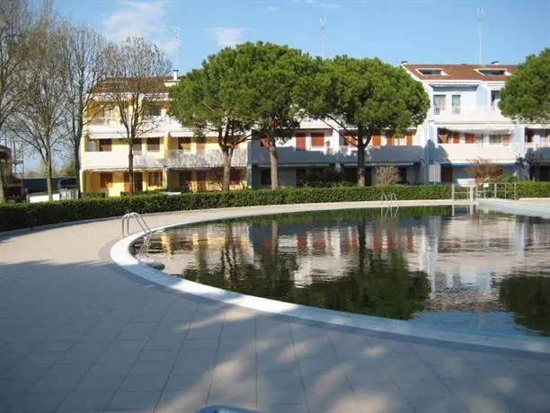 Condo-Hotel Riviera - Image 1