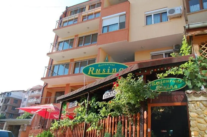 Rusina Guest House - Image 1