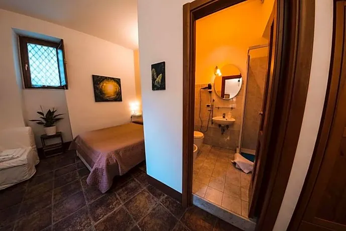 Bed And Breakfast Antica Profumeria - Image 1