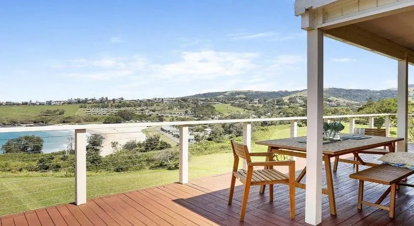 Beachview - Image 1