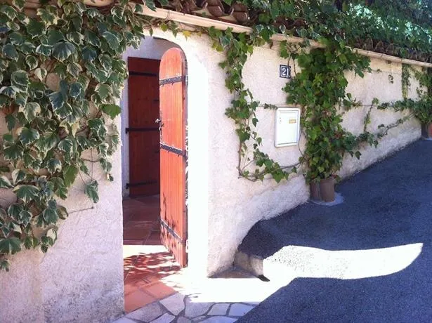 Maison de Village à 50 m de la Plage - Image 1