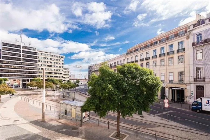 Shortstayflat Great Location - Cais Do Sodre - Image 1