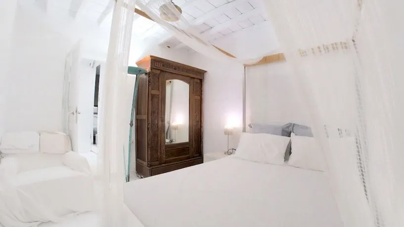 Mykonos Town Pad - Image 1