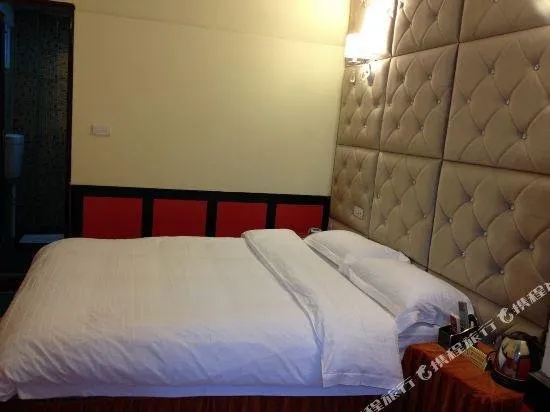 SWEET DREAM COMMERCIAL HOTEL - Image 1