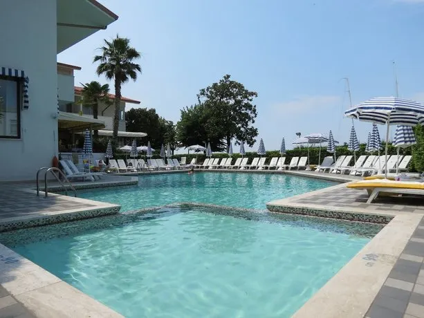 Hotel Nettuno - Image 1
