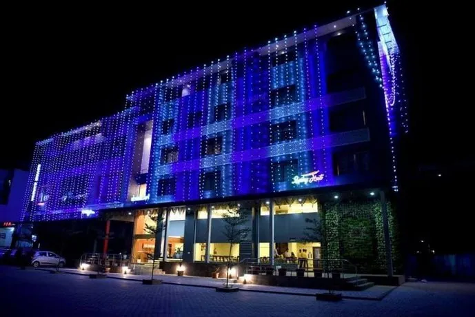 Hotel PG Regency - Image 1