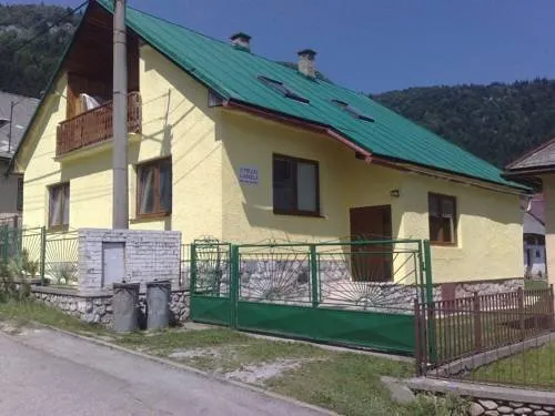 Dedinky Lakeview Cottage - Image 1