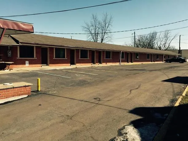 Paradise Inn - Image 1