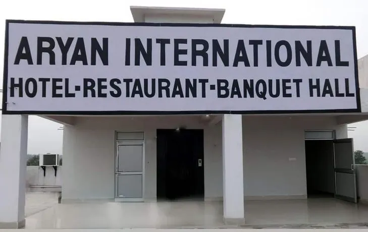 OYO 35491 Hotel Aryan International - Image 1