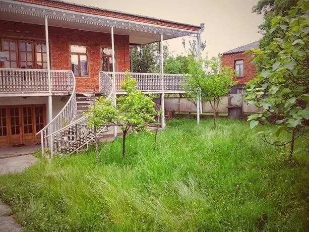 Guesthouse Zedafoni - Image 1