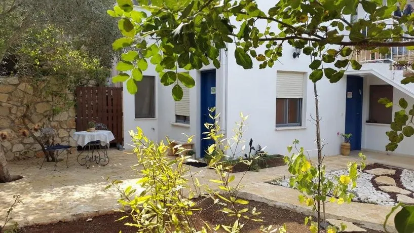 Netta's Place - Image 1