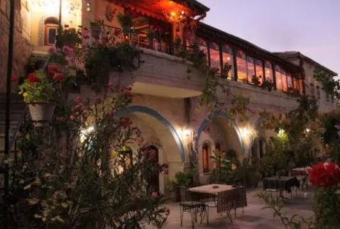 Pacha Hotel - Image 1