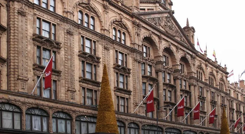 159 Knightsbridge - Image 1