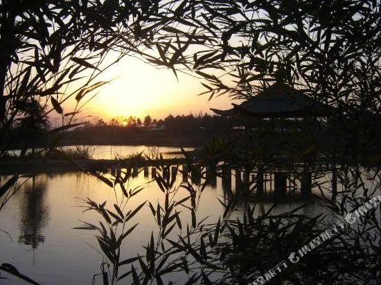 Yinlin Villa Resort - Image 1