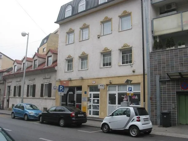 Apartment Fleger - Image 1