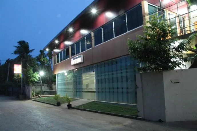 Hotel Lux Etoiles - Image 1