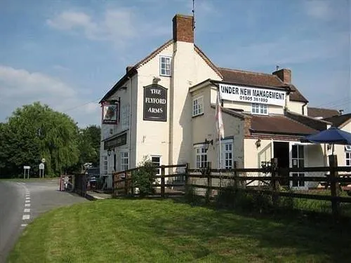 The Flyford Arms - Image 1