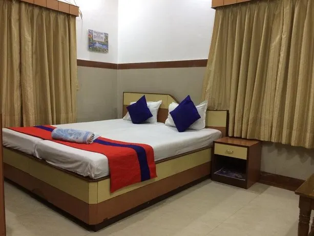 Vinayak Guest House - Image 1