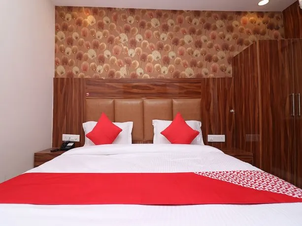 Hotel Olivia Inn by OYO Rooms - Image 1