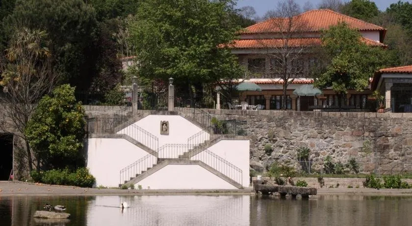 Casa do Lago - Image 1