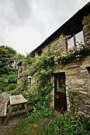 High Beckside - Image 1