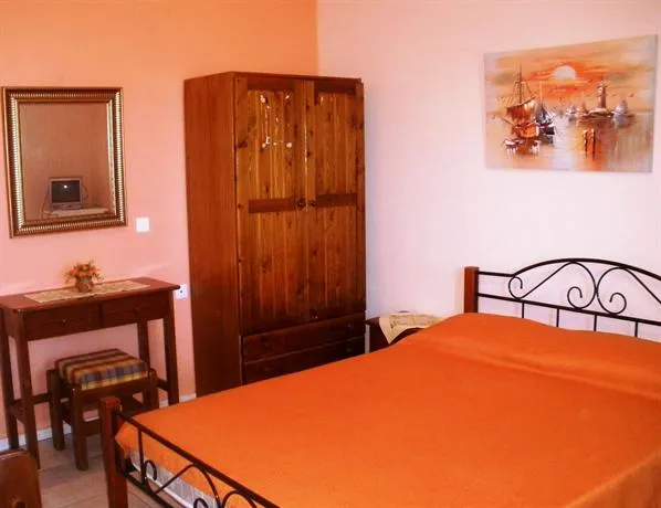 Morfeas Rooms - Image 1