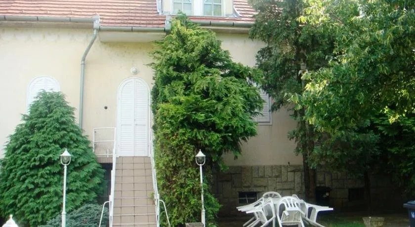 Domino Apartmanok Hajdúszoboszló - Image 1