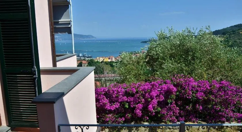 Villa Il Pettirosso - Image 1