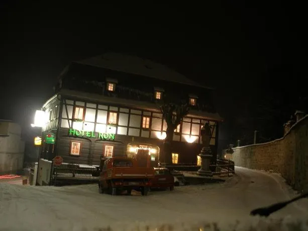 Hotel Ron - Image 1