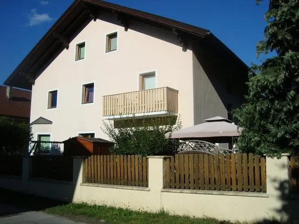 Ferienwohnungen Klammsteiner - Image 1