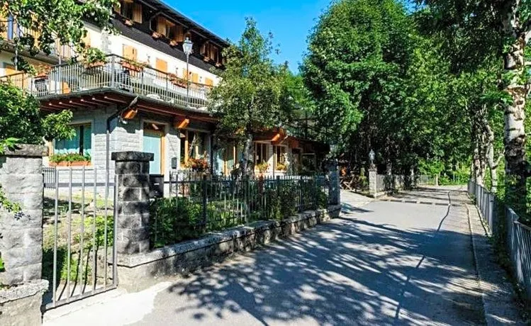 Hotel Il Laghetto - Image 1