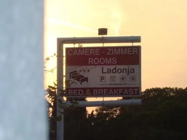 LADONJA BB ROOMS, Family run Bed & Breakfast - Image 1