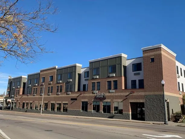 Best Western Plus Campus Inn - Image 1