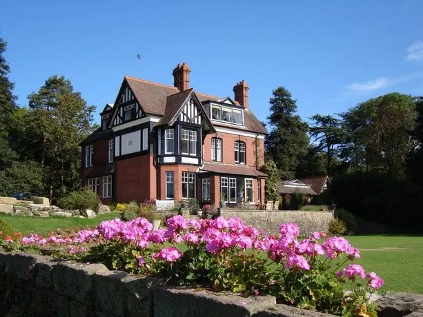 Woodlands Bed and Breakfast - Image 1