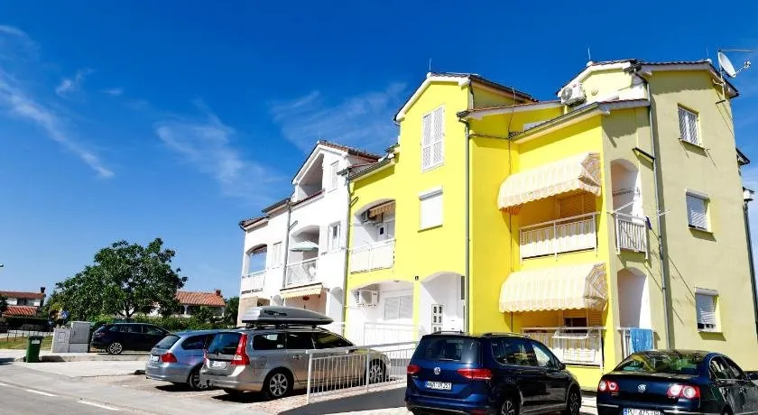 Apartman Del Mar - Image 1