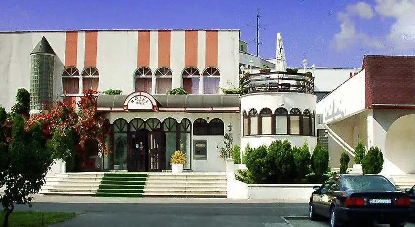 Hotel Miva - Image 1