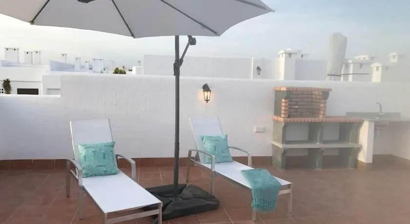 Luxury Beach & Rooftop Terrace - Image 1