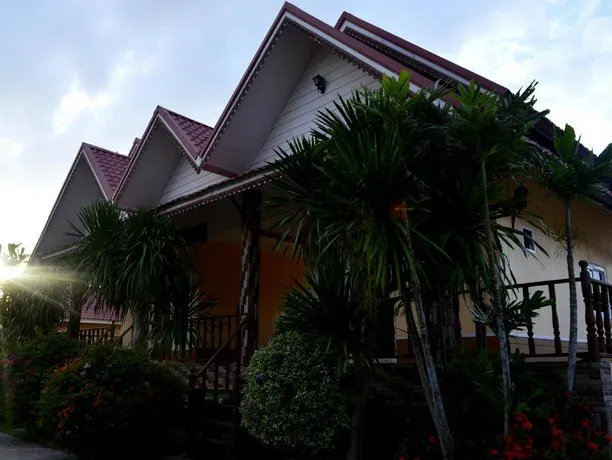 Rachiga Hotel Grand Resort - Image 1