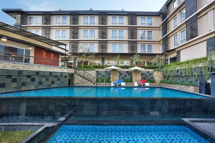 Golden Tulip Essential Denpasar - Image 1