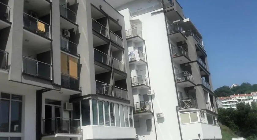 Topla - Image 1