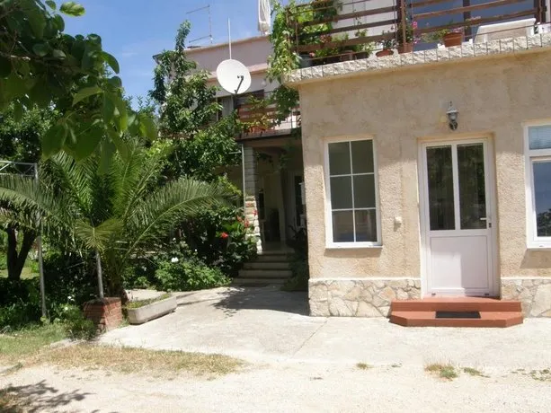 Apartments Paradiso - Image 1