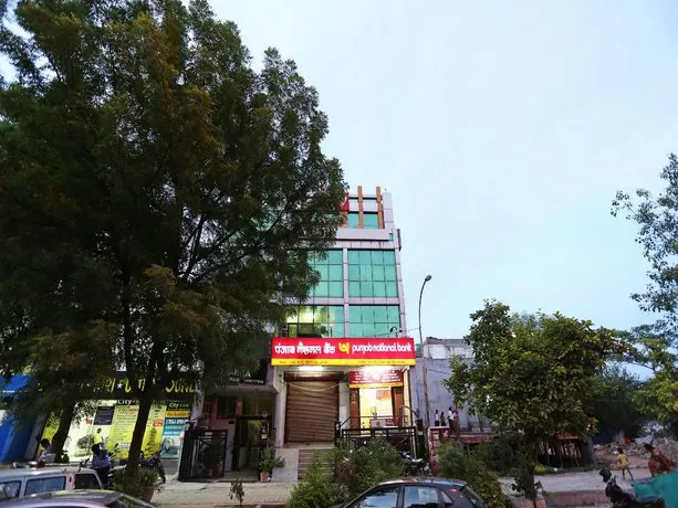 Apartment Tanish Residency By OYO Rooms - Image 1