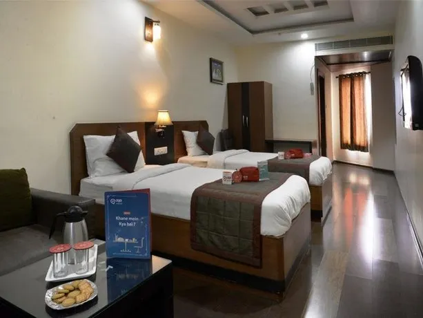 OYO Rooms SBI Circle - Image 1