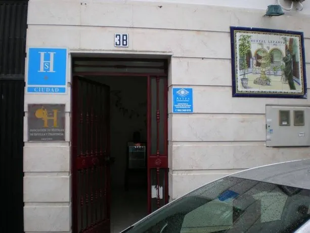 Hostal Lepanto - Image 1