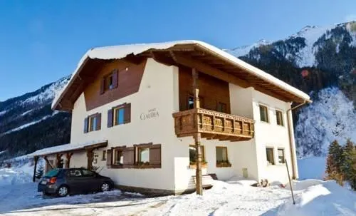 Apart Claudia - Image 1