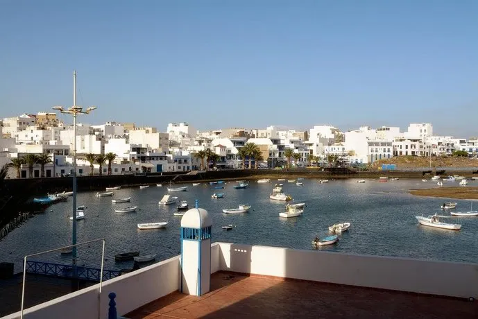 HOLIDAY ATLANTIDA SEAVIEWS - Image 1