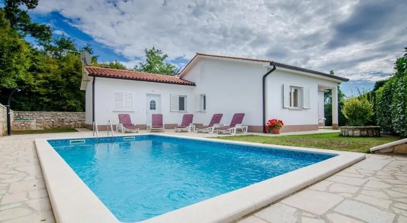 Holiday Home Mia - Image 1