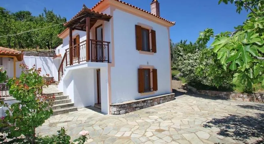 Anania Cottage - Image 1