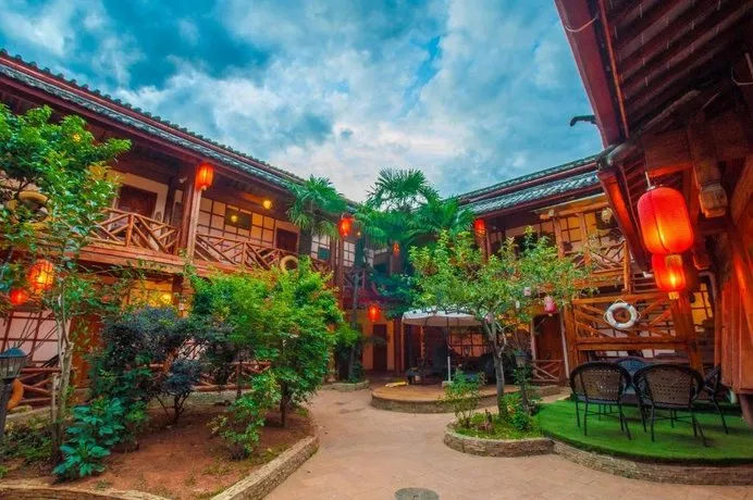 Lijiang Dongyuan Chinese Inn - Image 1