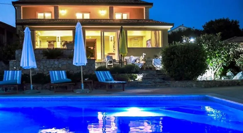*****Pool house with beautiful seaview,big garden and old tavern***** - Image 1